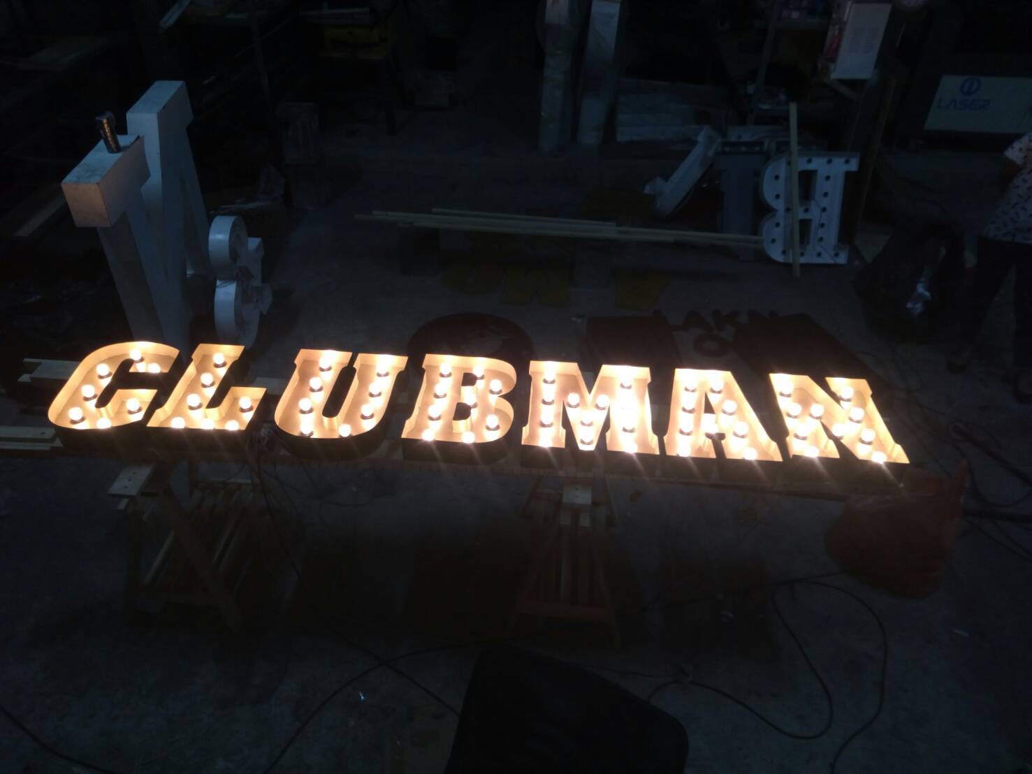 ป้ายไฟปิงปอง #CLUBMAN