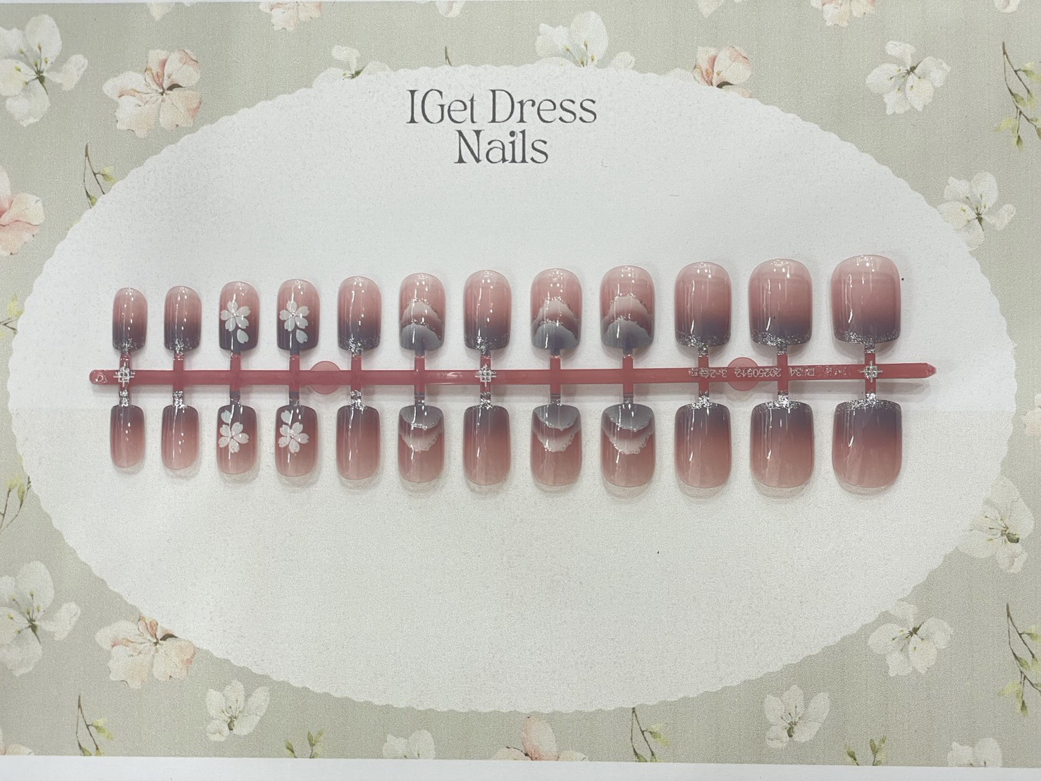 เล็บปลอม