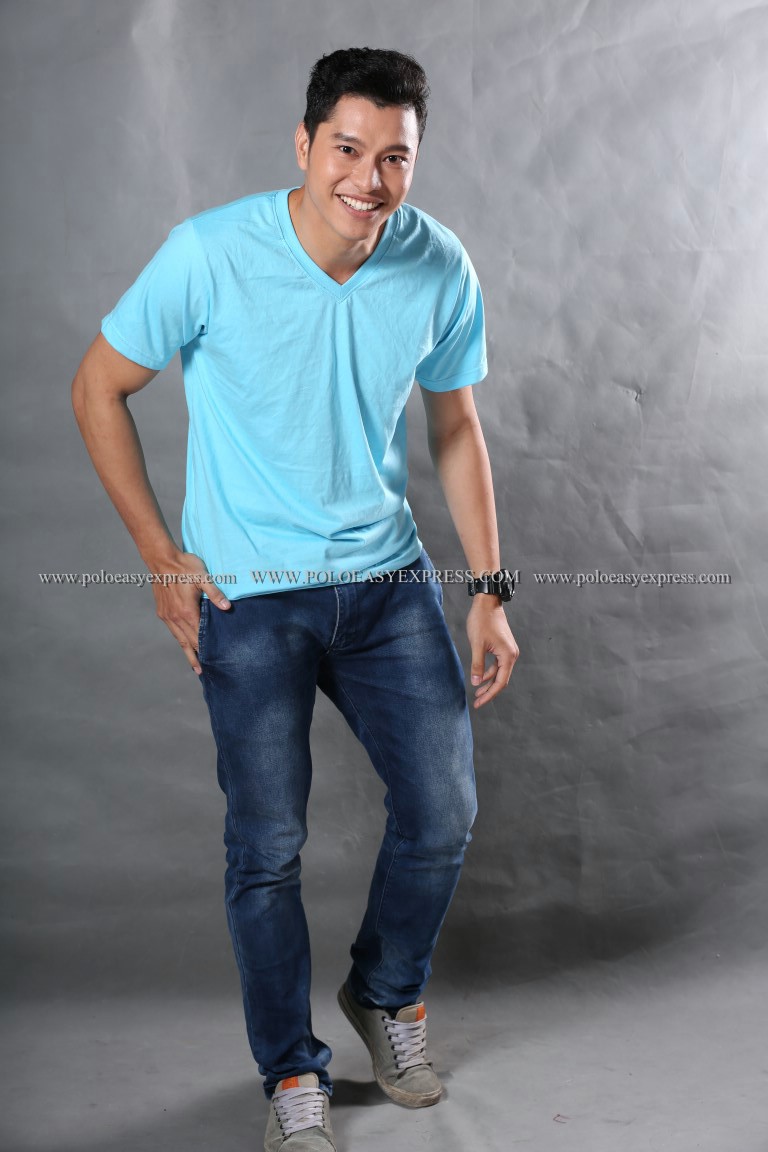 XL เสื้อยืด สีเขียวมิ้นต์ คอวี แขนสั้น Size XL