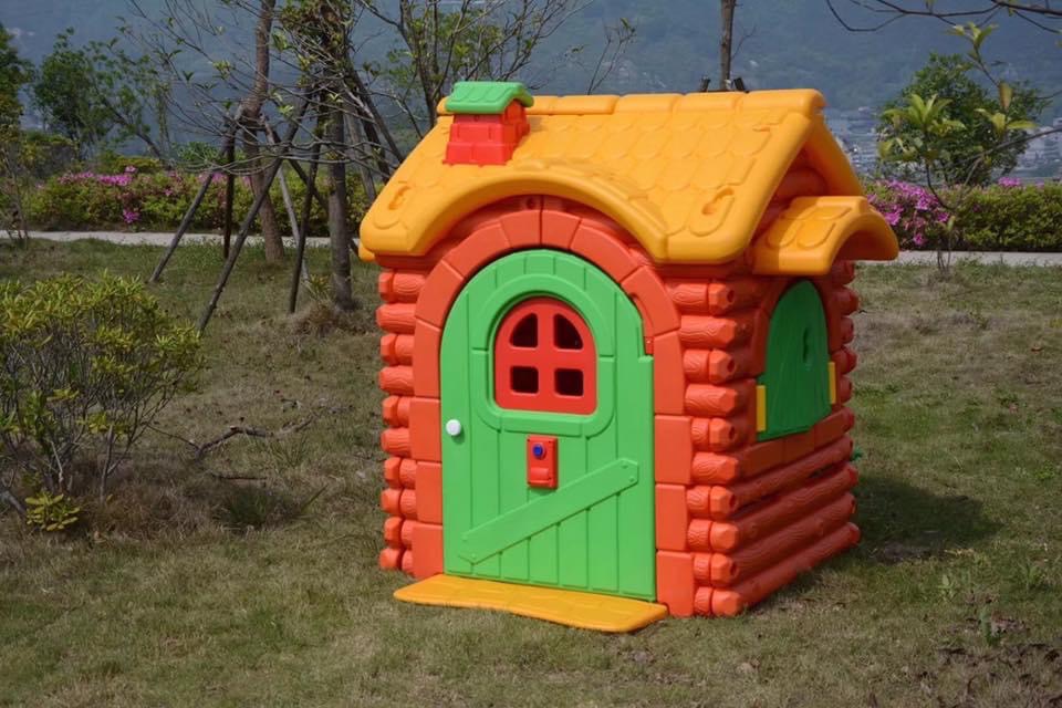 บ้านกลางป่าน้อย เครื่องเล่นสำหรับเด็ก บ้านน้อยสีน้ำตาล