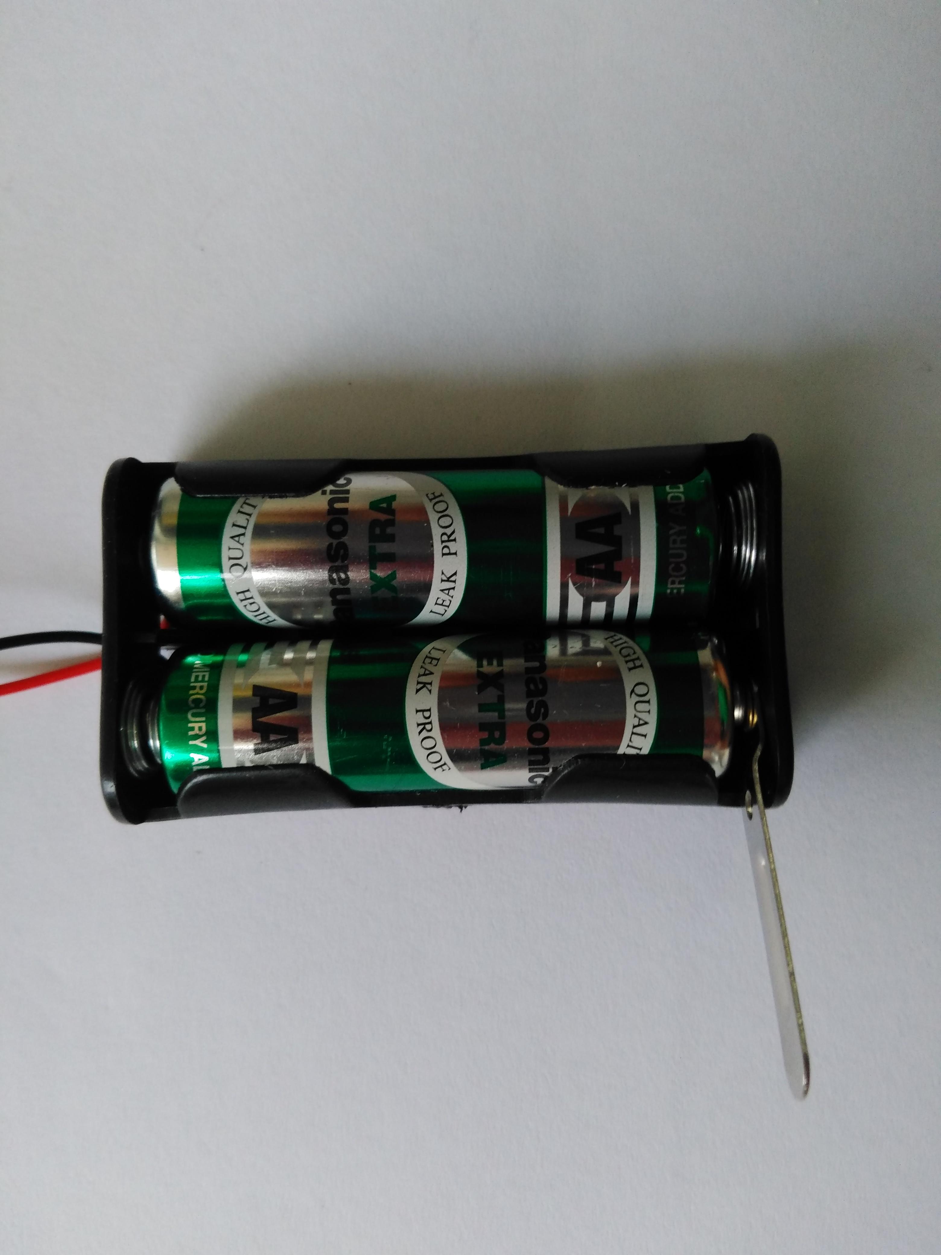 ลังถ่านขนาด AA*2 ก้อนแบบมีสะพานไฟ