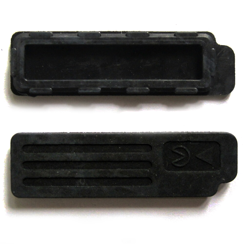 ยางปิดช่องกริปกล้อง Nikon D800 D800E D810 สินค้าตรงรุ่น สามารถติดตั้งแทนที่เดิมได้เลย