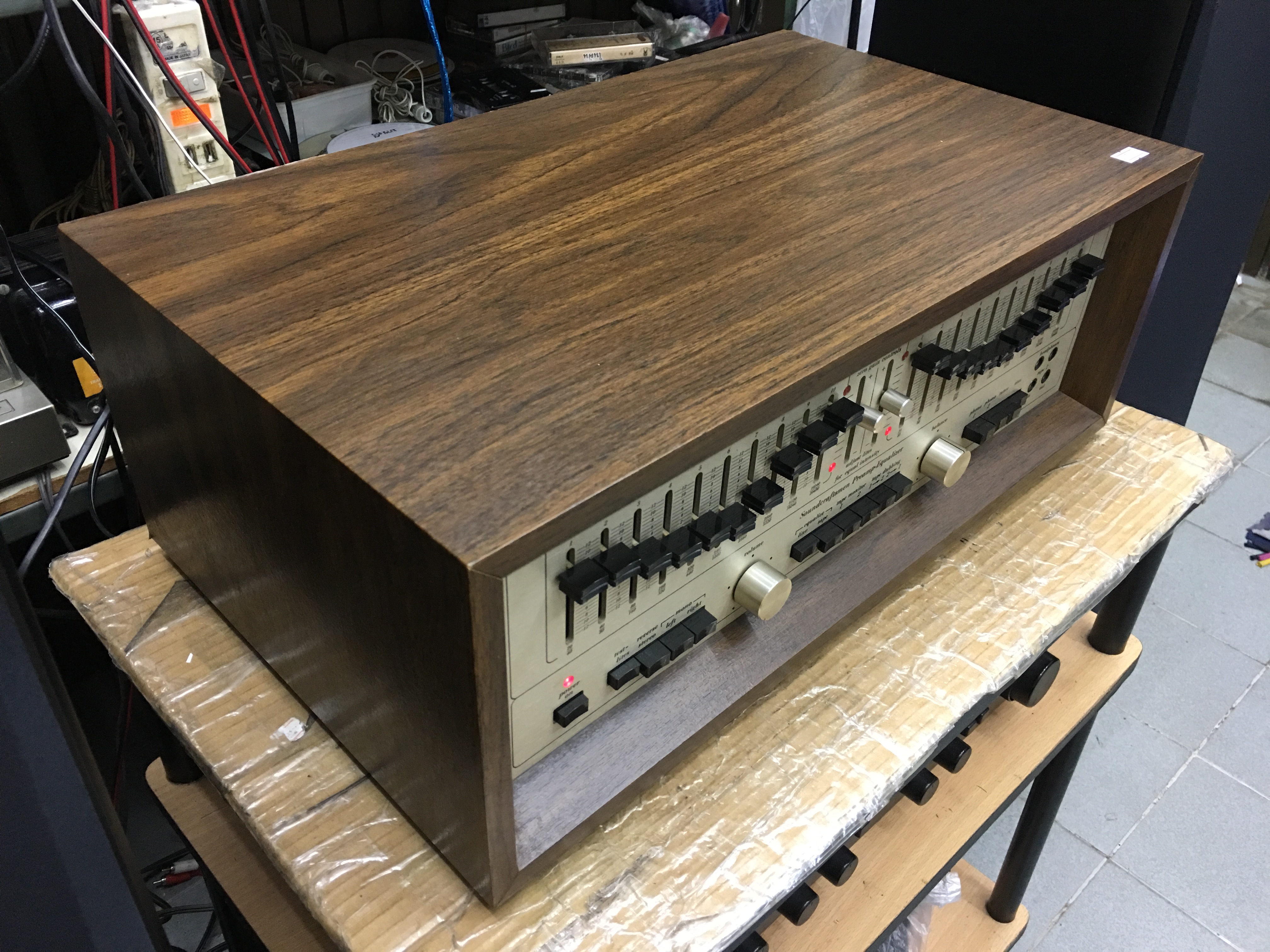 Soundcraftsmen PE2217 Stereo Preamplifier (ไฟ110V)