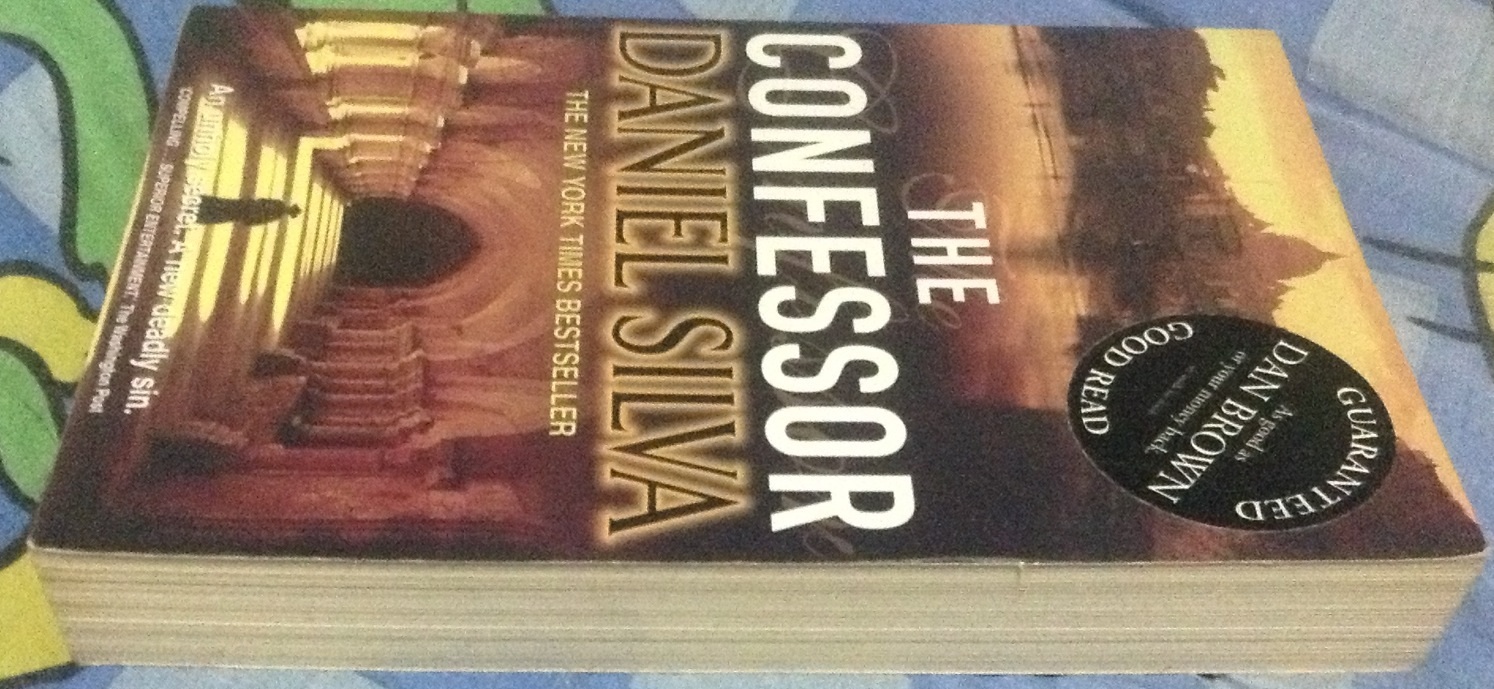 the confessor daniel silva ราคา 270