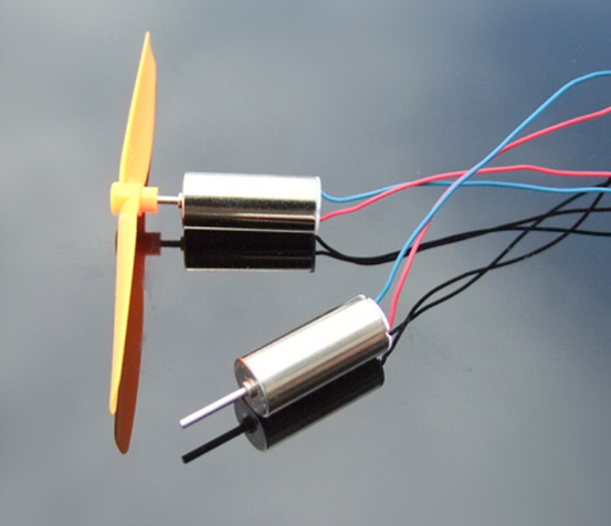 มอเตอร์รอบสูง 3.7V