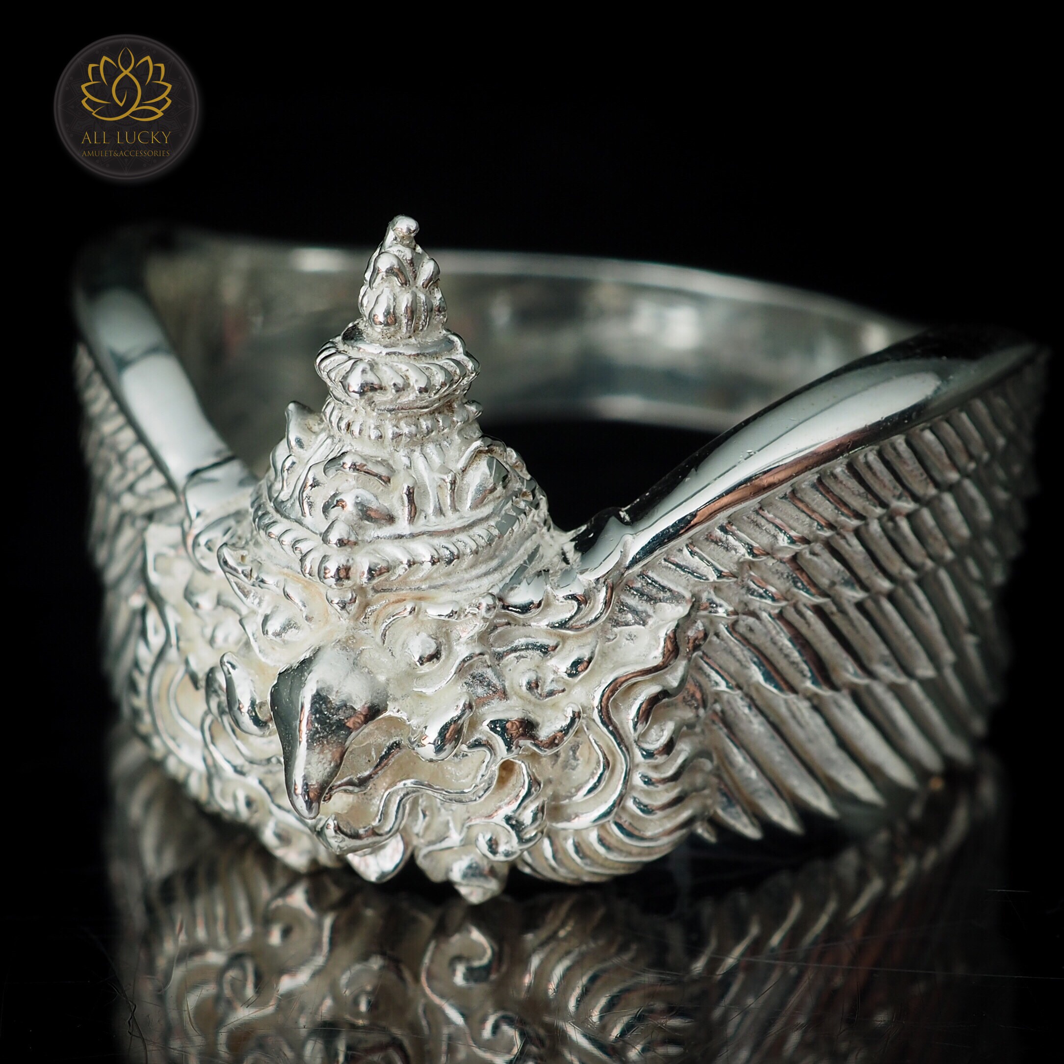 แหวนพญาครุฑ มหาจักรพรรดิ หลวงตาม้า วัดถ้ำเมืองนะ เนื้อเงินวาว ไซส์ 66
