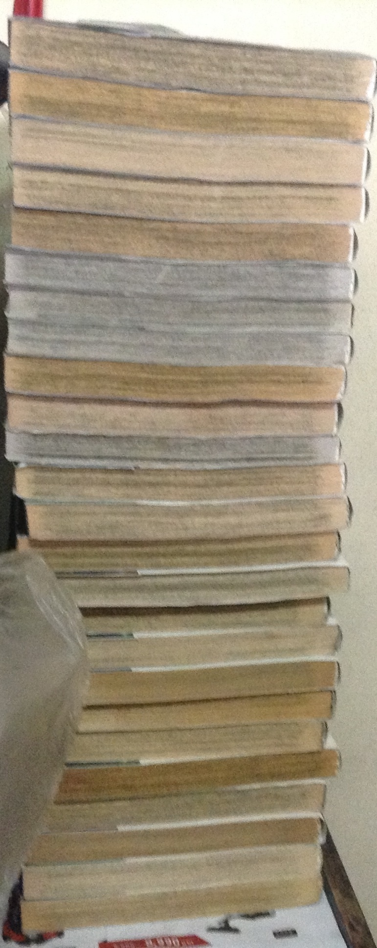 กินทามะ เล่ม 1-12,14,17-20,22,23,25,27,29,30,32,33 ราคา 822