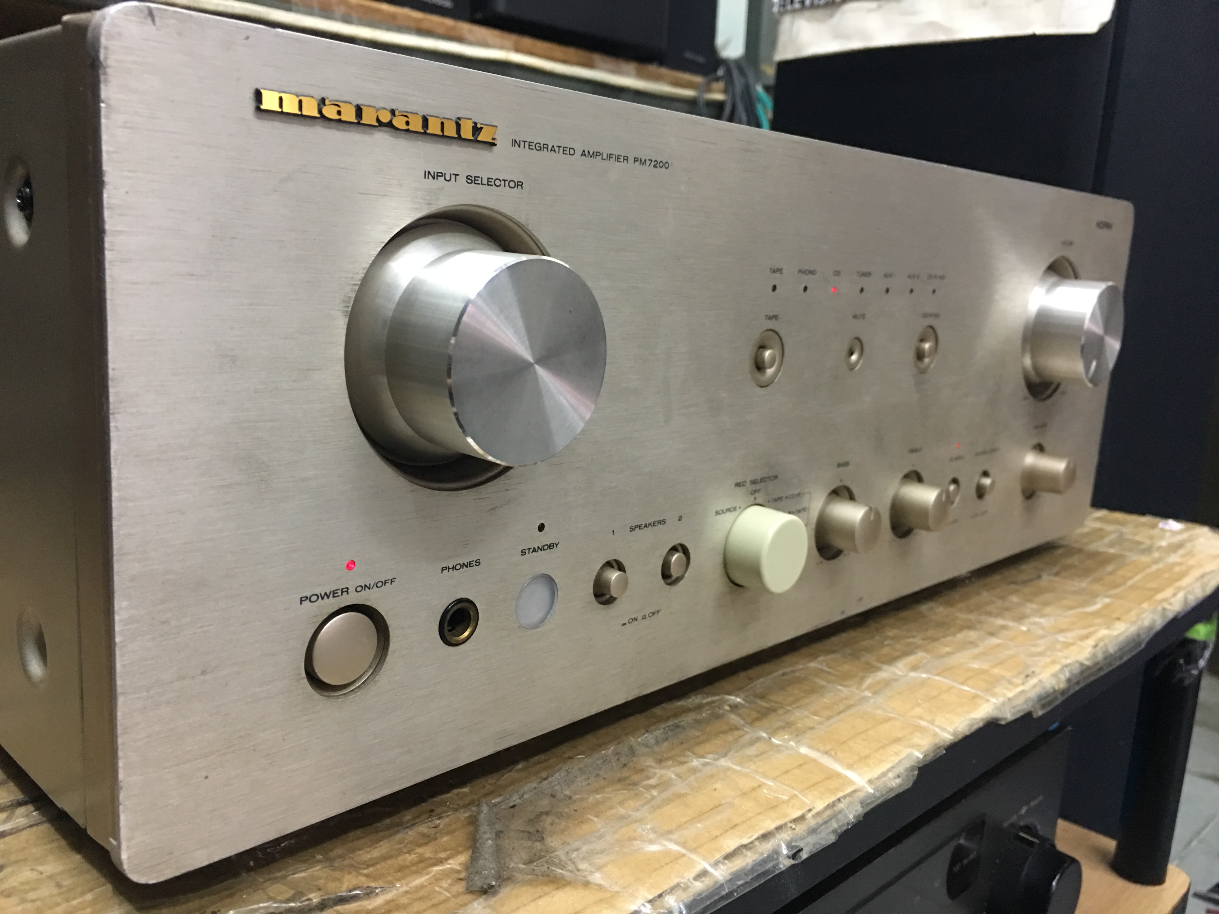 Marantz PM7200 Stereo Integrated Amplifier