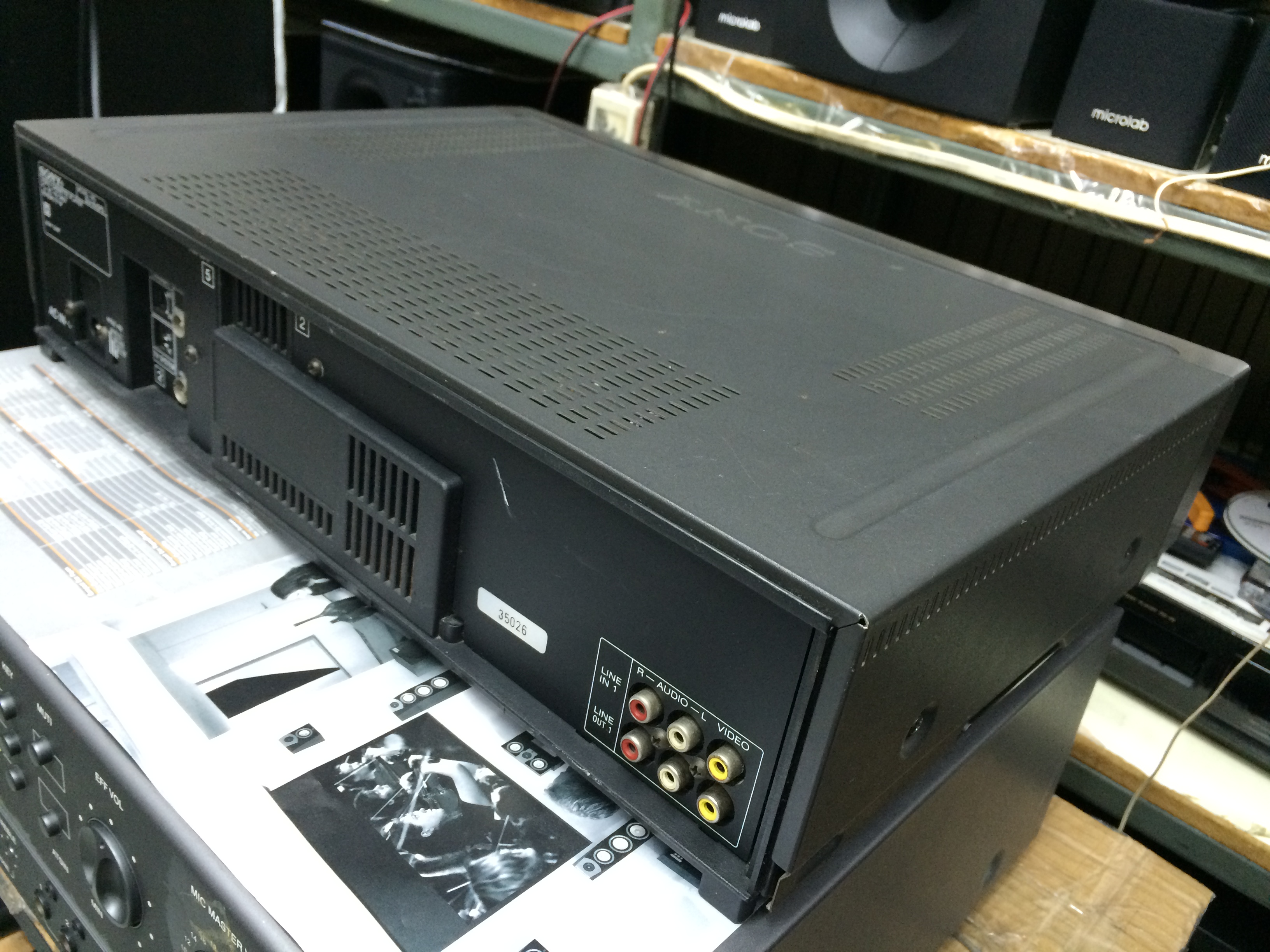 เครื่องเล่นวีดีโอเทป VHS , VDO Sony รุ่น SLV-KH3