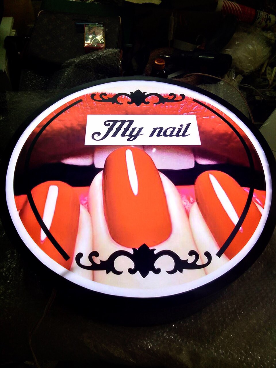 ป้ายกล่องไฟวงกลม #MyNail