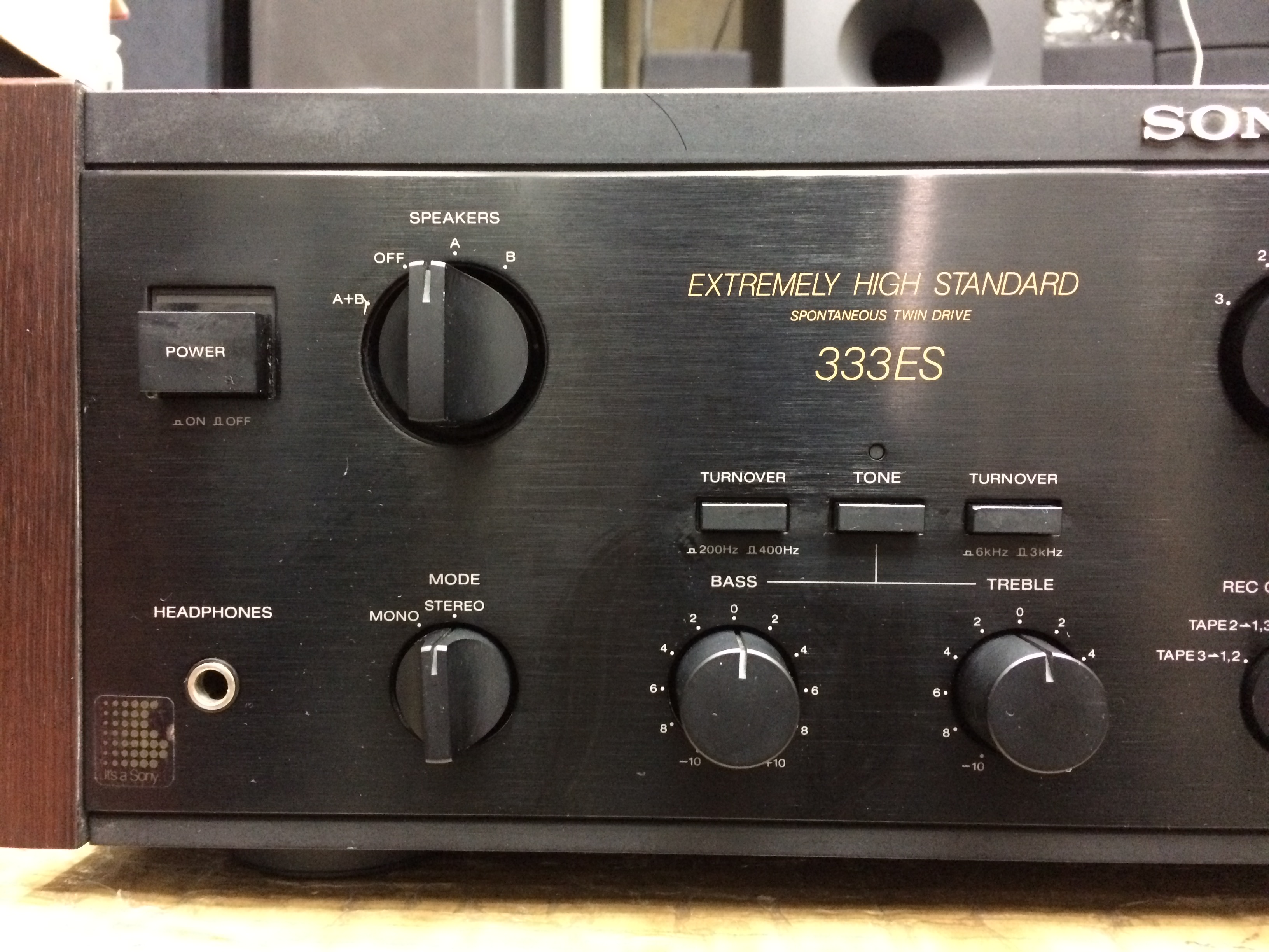 Sony TA-F333ES Stereo Integrated Amplifier (ไฟ100V)