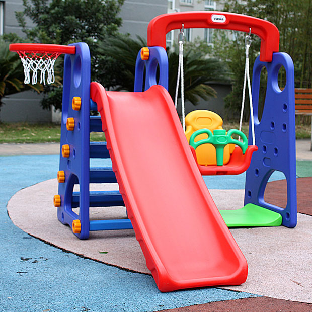 ชิงช้ากระดานลื่นพร้อมแป้นบาส สีแดง-น้ำเงิน