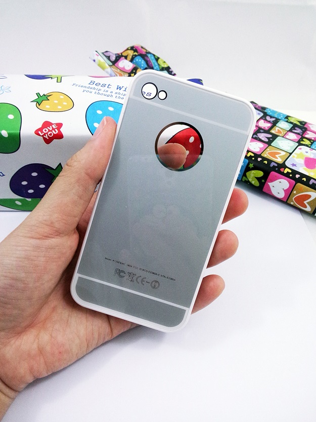 เคสสำหรับโทรศัพท์มือถือ iphone 5/5s แบบฝาหลัง สี ดำ,ทอง,ขาว