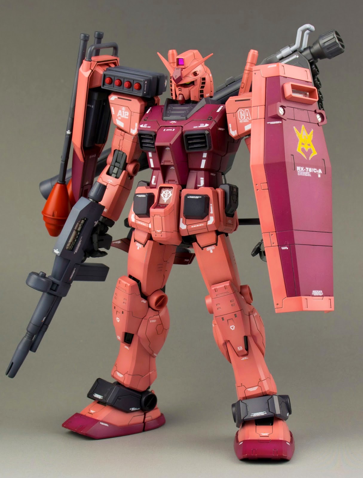 BANDAI MG 1/100 RX-78/C.A. CHAR'S COLOR GUNDAM อาร์ เอ็กซ์ 78 ชาร์ คัลเลอร์ โมเดล กันดั้ม กันพลา PS TOYLAND