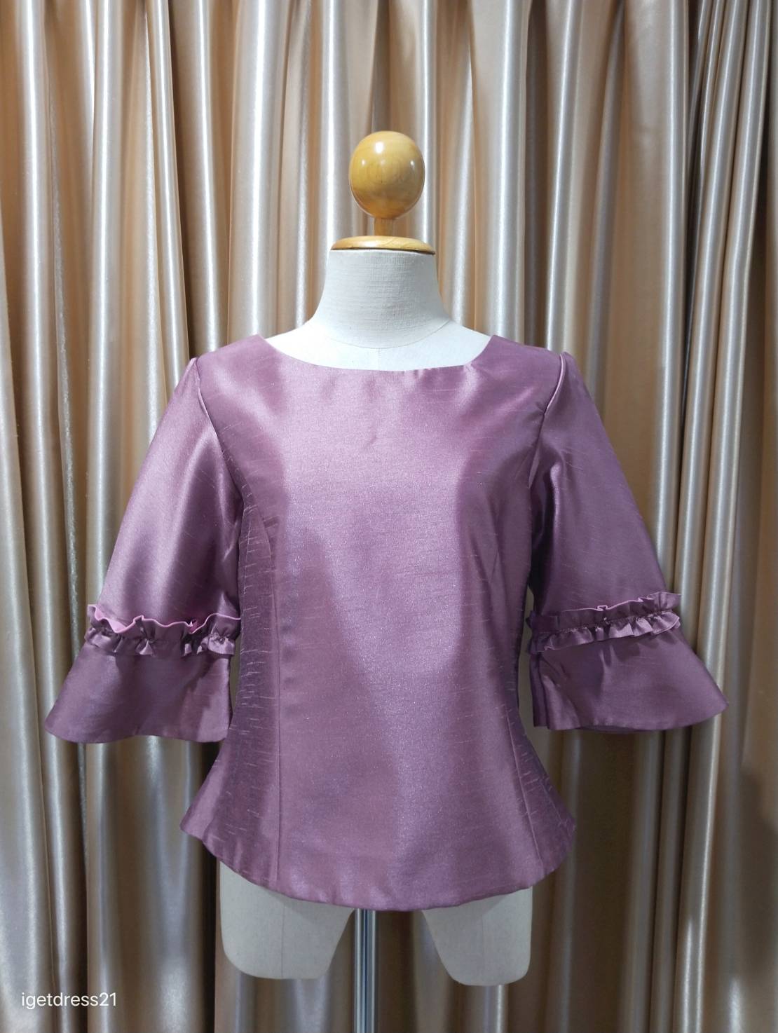 เสื้อผ้าไหมสีชมพู 34