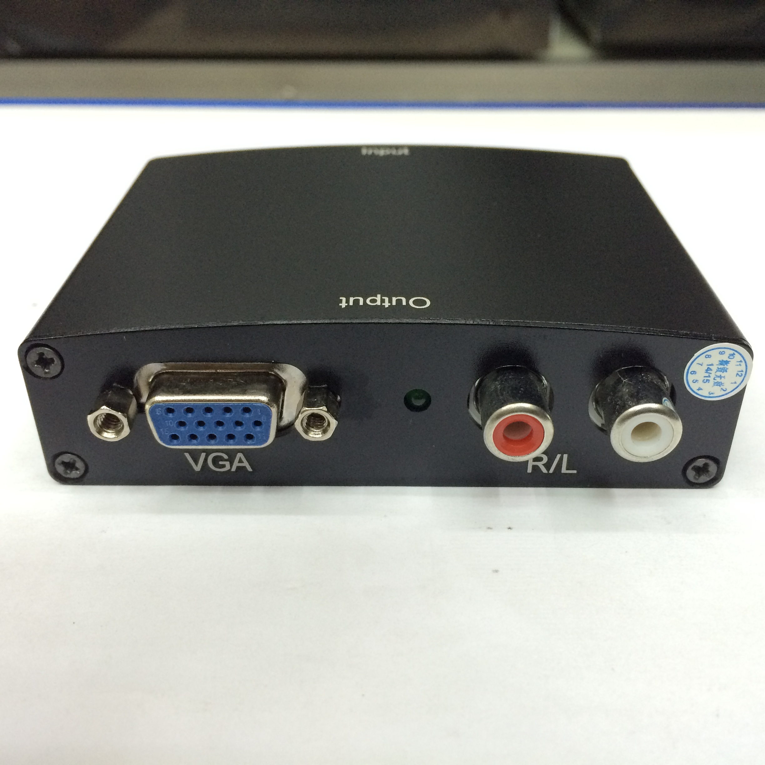HDMI to VGA Converter (แปลงสัญญาณ HDMI จากเครื่องเล่นเข้าจอคอมโดยตรง)