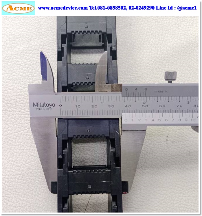 กระดูกงู Igus รุ่น 1500.025.035.0, ขนาด 39 x 620 x 28 mm.