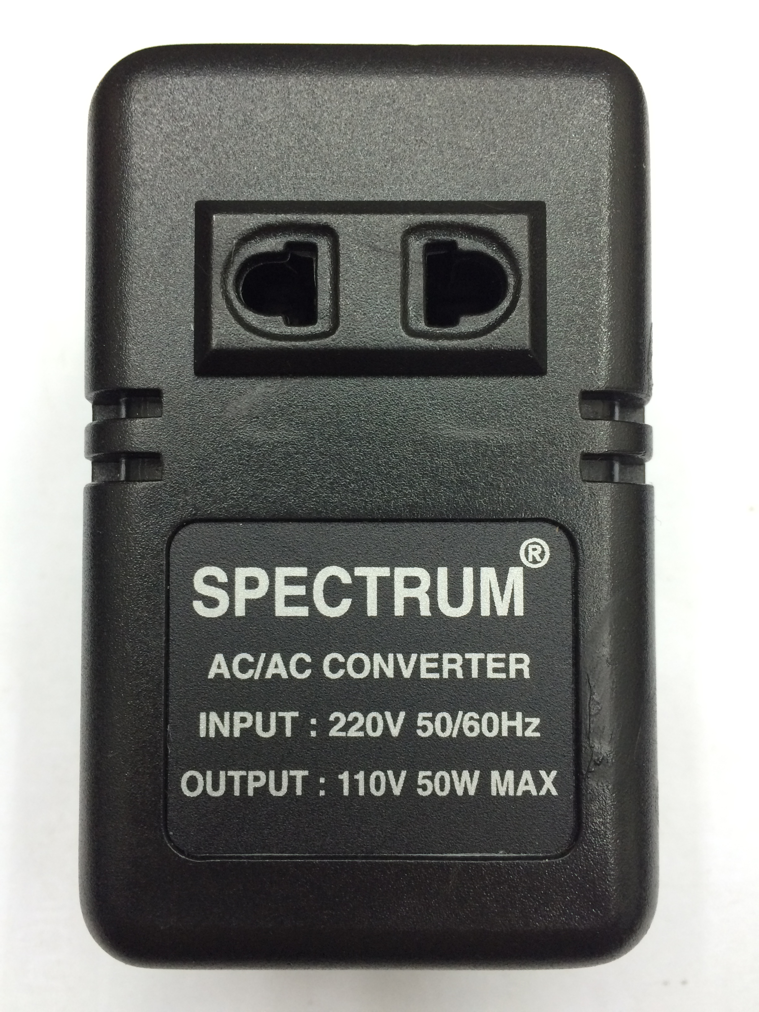 หม้อแปลงไฟจากไฟ 110V เป็น 220V ขนาด 50W (INPUT:220V / OUTPUT:110V)