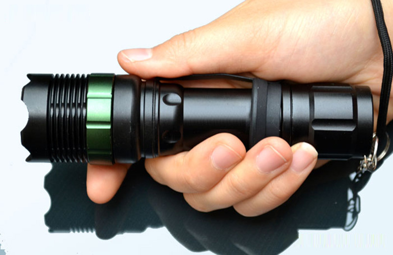 ไฟฉายแรงสูง ไฟฉายบ้าพลัง Feng Xing UltraFire L2 รุ่น Z6 กันน้ำ ส่องไกล 150-500 เมตร ไฟฉายคุณภาพสูง ราคาถูก