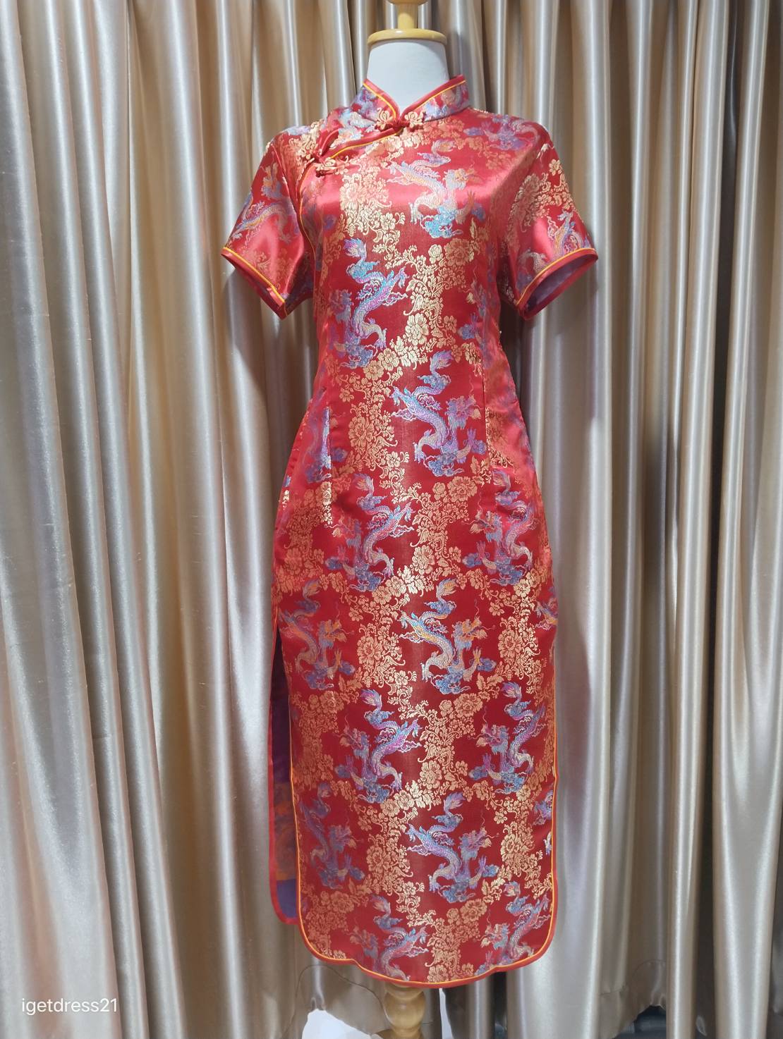 ชุดกี่เพ้าแดง2XL