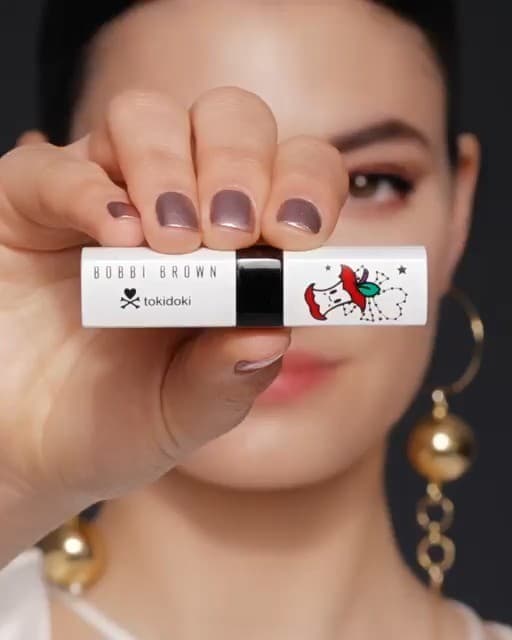 ลิปบาล์มมีสี Bobbi Brown Extra Lip Tint สี Bare Cherry