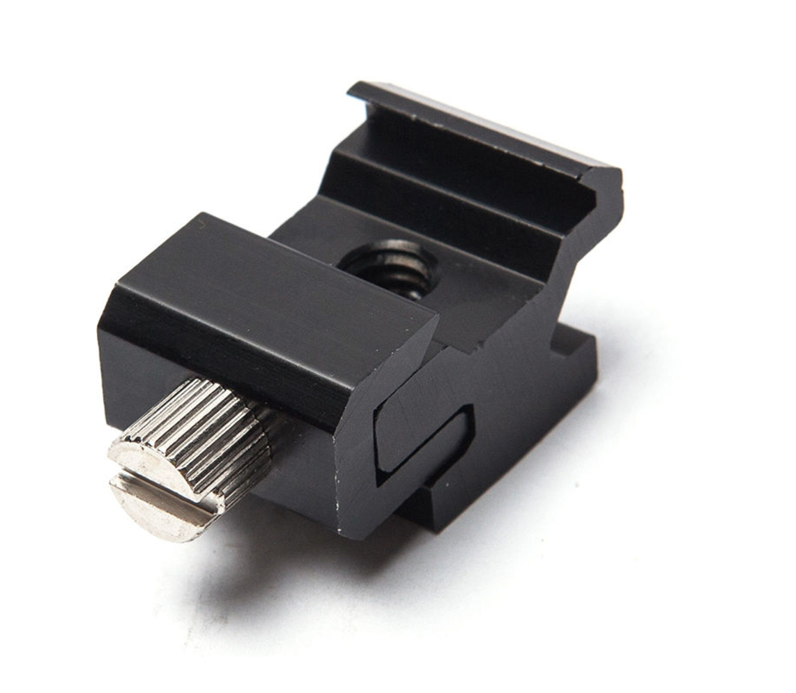 flash hot shoe mount adapter อแดปเตอร์แปลงสกรู1/4เป็นHotshoe (ฮอทชูว์ ) สำหรับต่อไฟต่อเนื่อง ไฟแฟลช