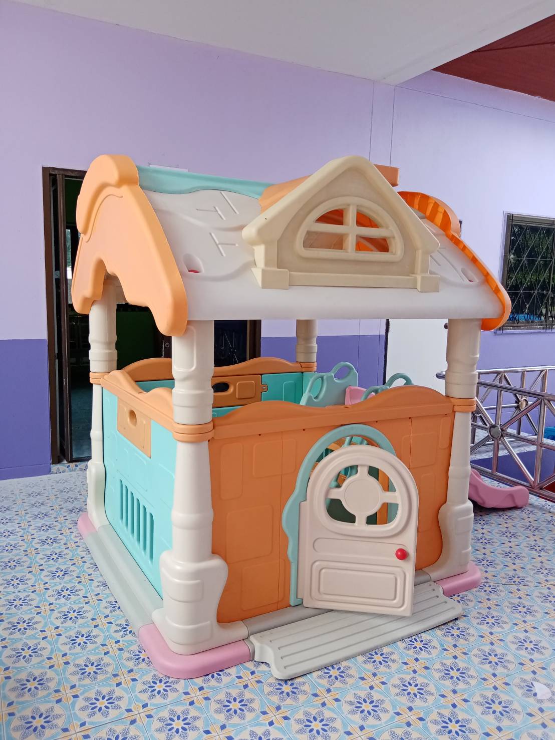 บ้านพาสเทลกระดานลื่น บ้านของเล่นเสริมพัฒนาการเด็ก