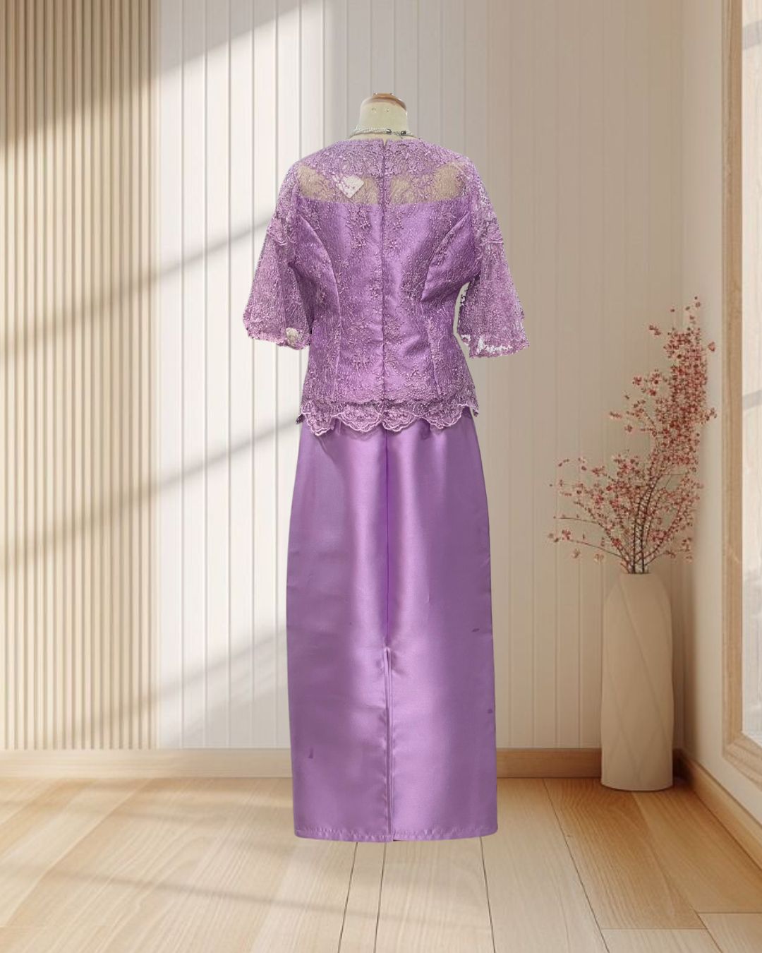 (PRE-LOVED) ชุดคุณแม่สีม่วง ผ้าลูกไม้+กระโปรงผ้าไหมเทียม ไซส์ L