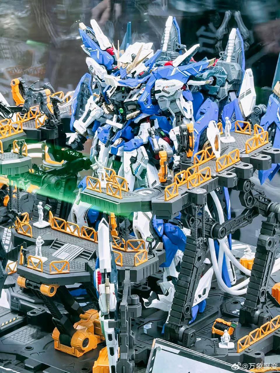 1/100 METEOR with Engineer Base ค่าย VIENTIANE FUSION โครงในเป็นโลหะ สินค้ามา เม.ย.-มิ.ย. 69 Made in Chinda