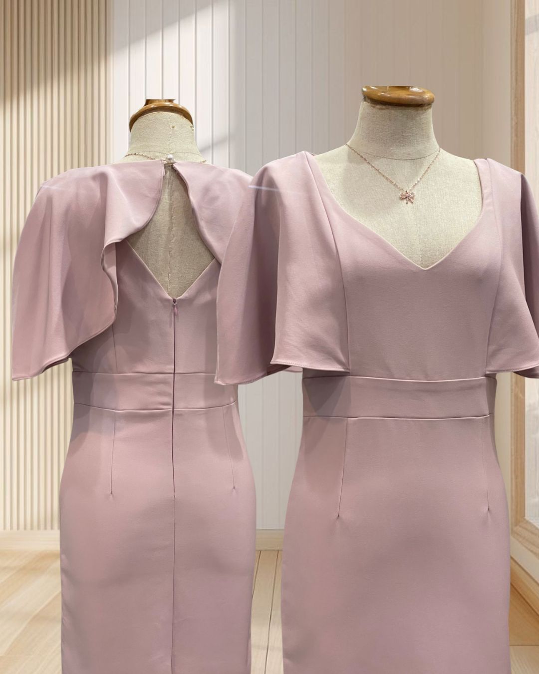 (PRE-LOVED) ราตรีสั้นสีชมพูกลีบบัว คอวี แต่งปกระบายแขน เว้าหลังไซส์ M