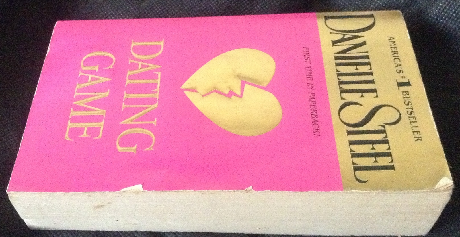 Dating Game by Danielle Steel ราคา 150