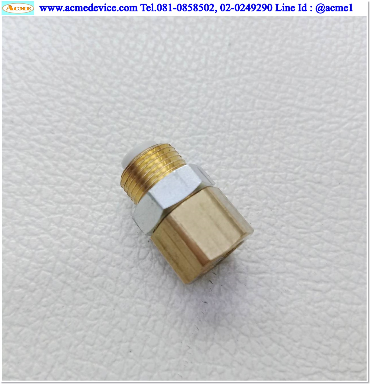 Bulkhead connector SMC รุ่น KQ2E04-01