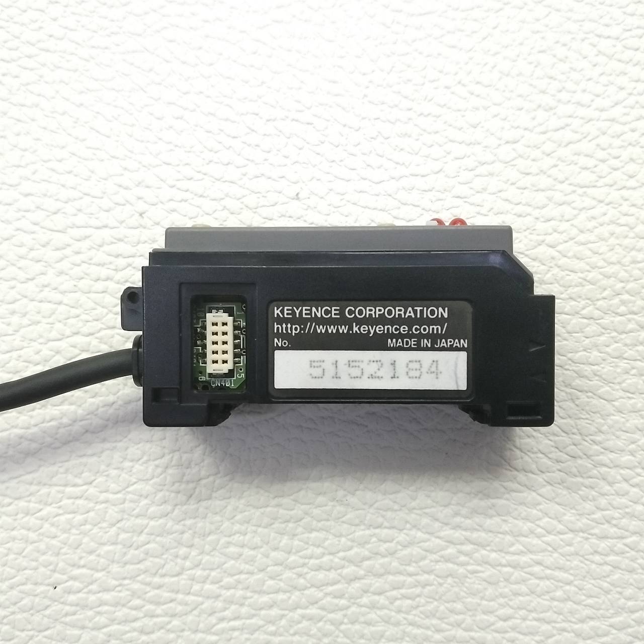 Fiber Amp Keyence รุ่น FS-V1P, PNP (ไม่มีฝา)