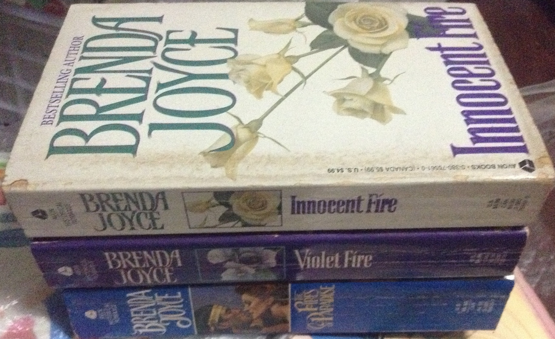 Innocent fire,Violet fire,the fires of paradise by Brenda Joyce ราคา 150