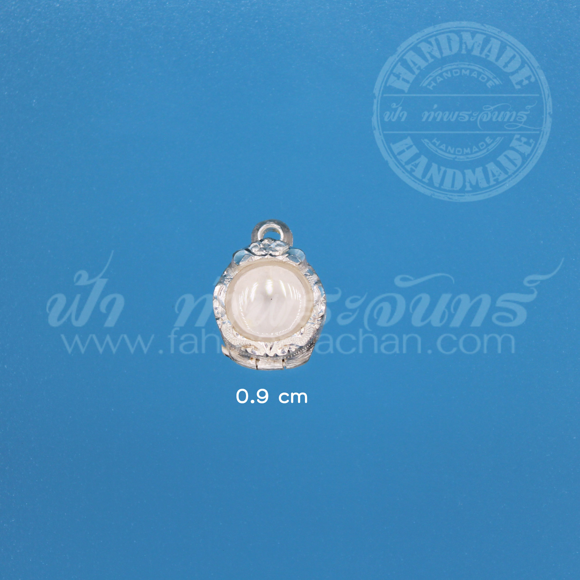 ตลับกลมจิ๋ว ปิดหลัง เงินแกะลาย 92.5%