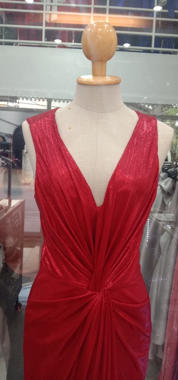 (PRE-LOVED) ยาวแขนกุดเอวขยุ้มสีแดง (L)