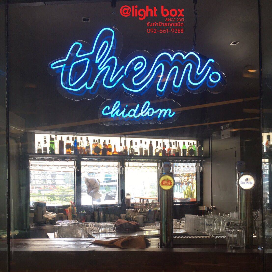 ป้ายไฟนีออนดัด ป้ายร้าน #them #chidlom ตึก #mercuryville #เซ็นทรัลชิดลม
