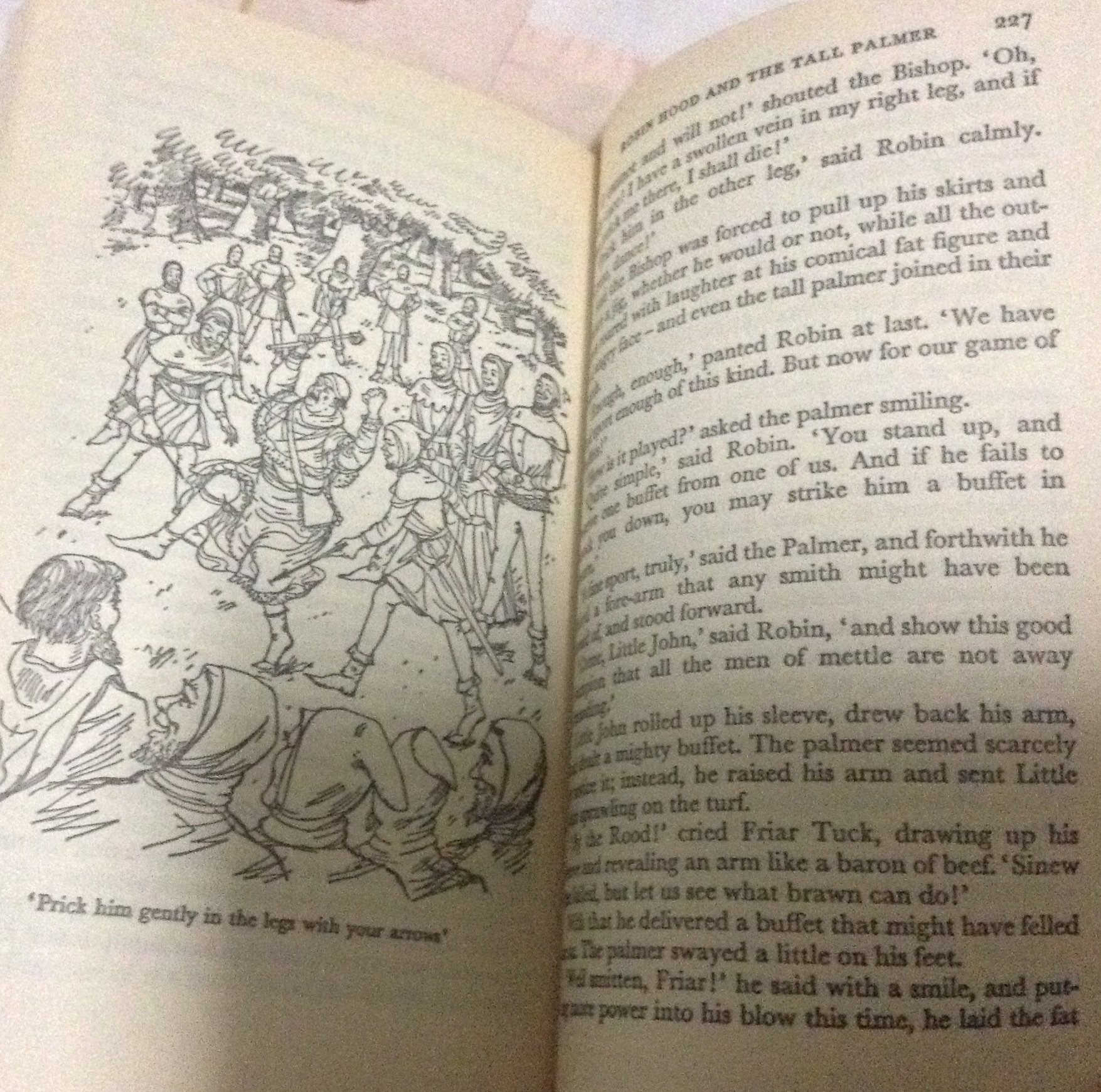 the adventures of robin hood roger lancelyn green ราคา 150