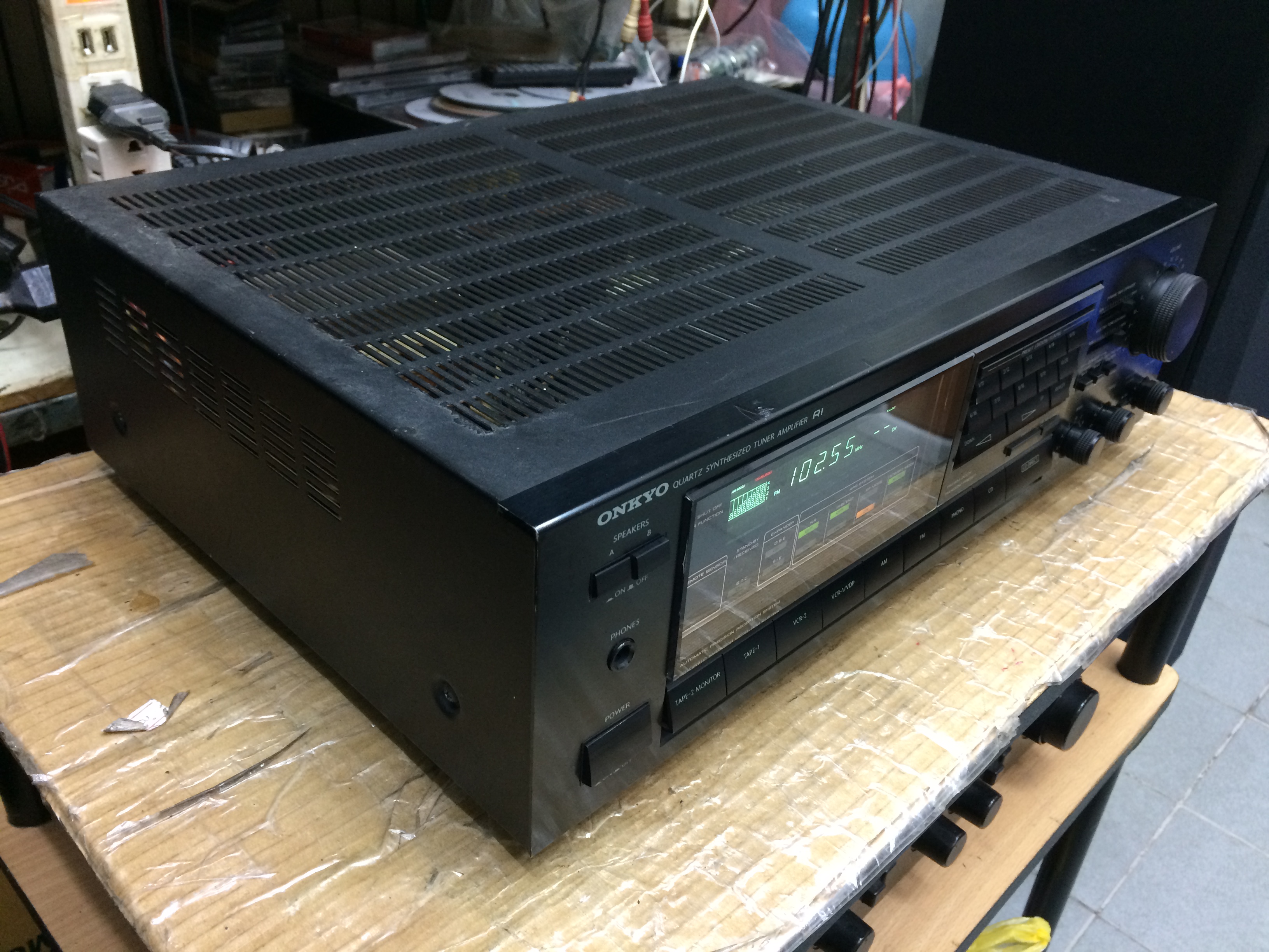 Onkyo TX-860 Quartz Synthesized Tuner Amplifier