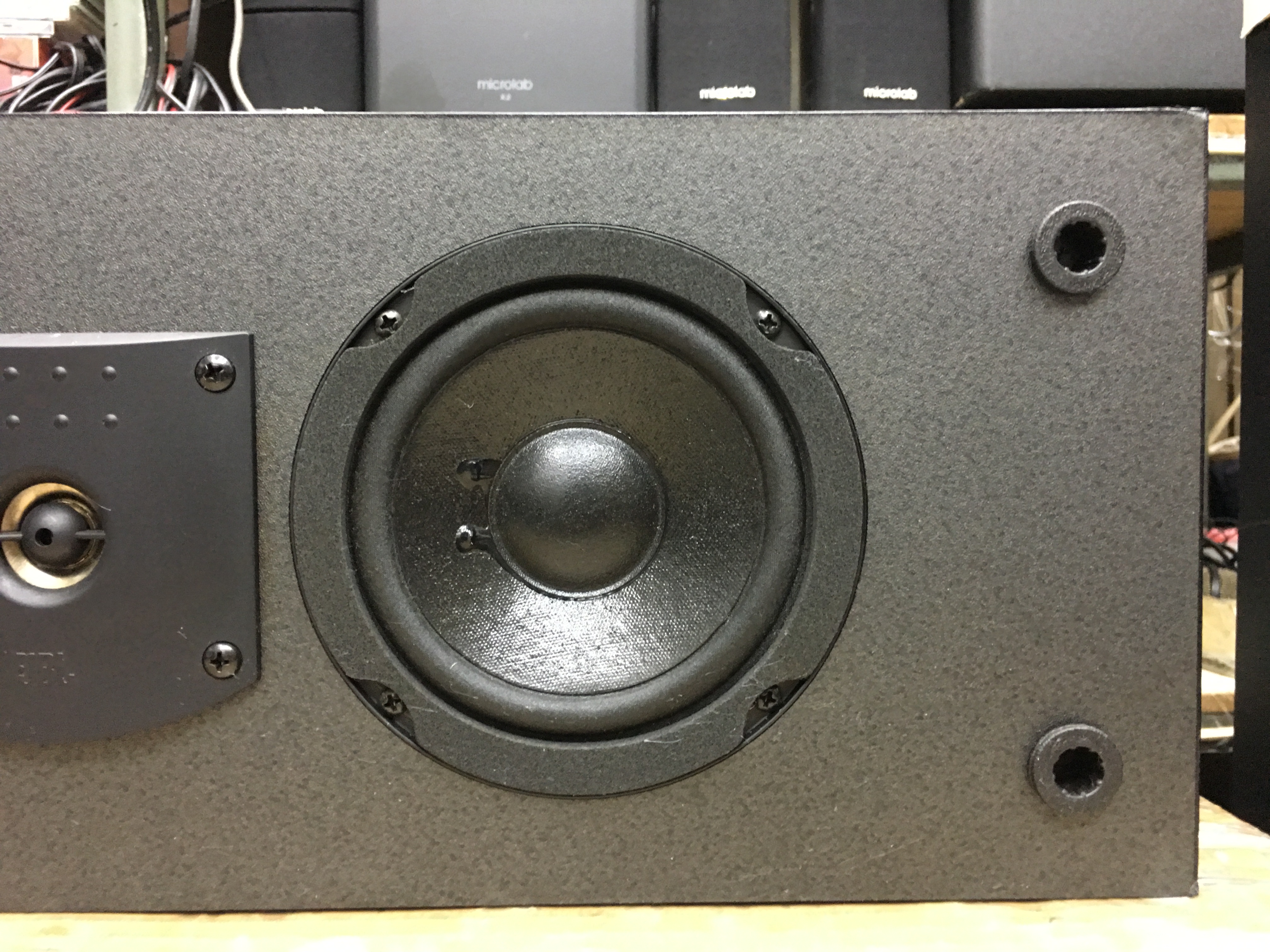 JBL SC305 Center Speaker