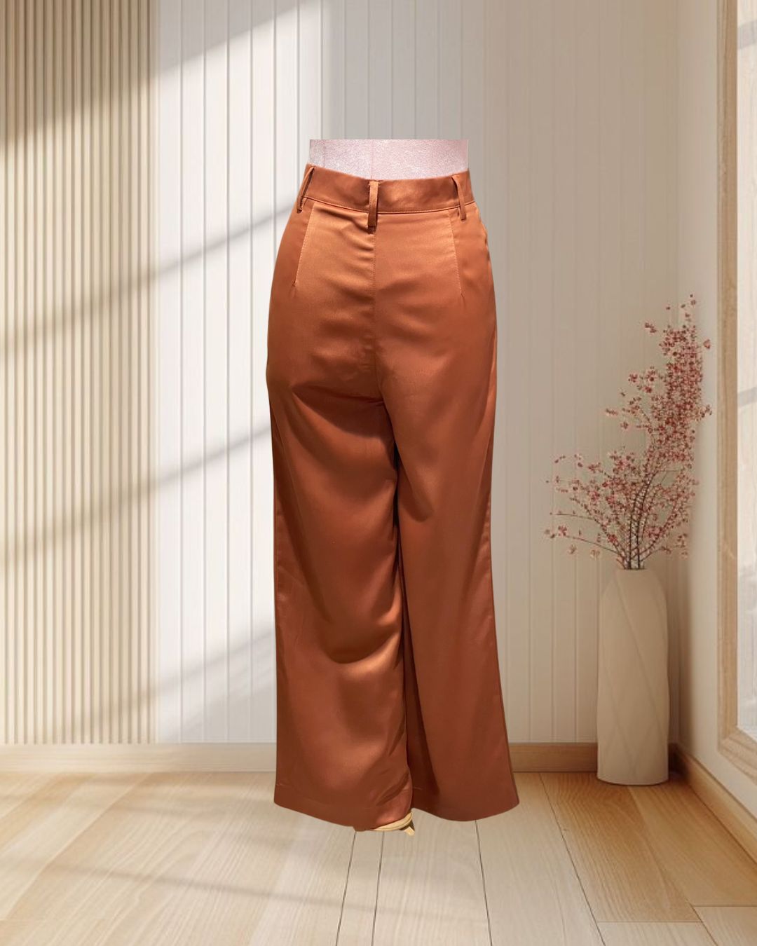 (PRE-LOVED) กางเกงขายาว ผ้าซาติน สีน้ำตาลชาไทย ไซส์ S