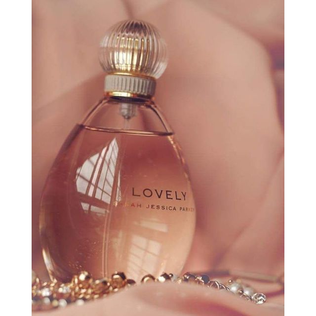 น้ำหอมซาร่า เจสสิก้า Sarah Jessica Parker Lovely EDP 100 ml.