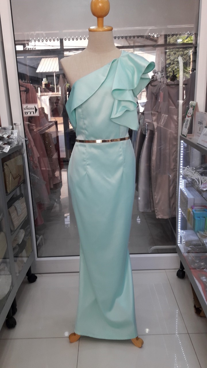 ราตรียาวเขียวมิ้นบ่าเฉียงระบาย (XL)