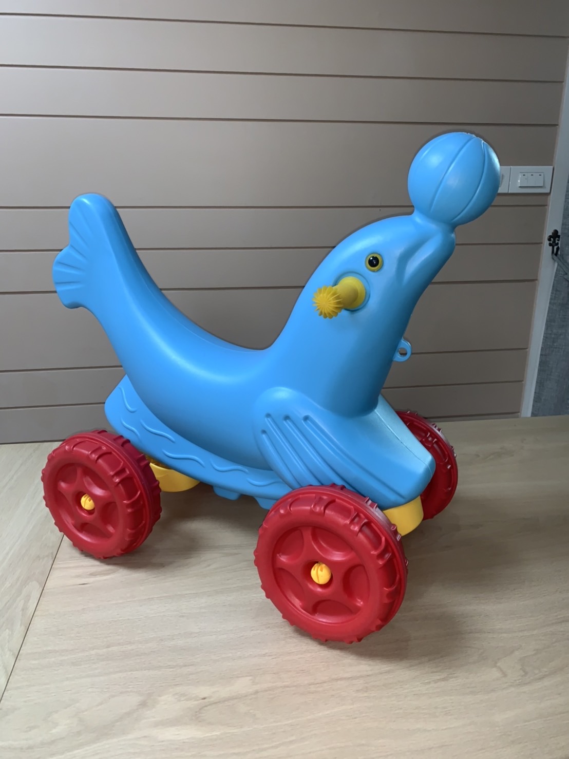 รถแมวน้ำ รถแมวน้ำขาไถ ของเล่นเด็ก