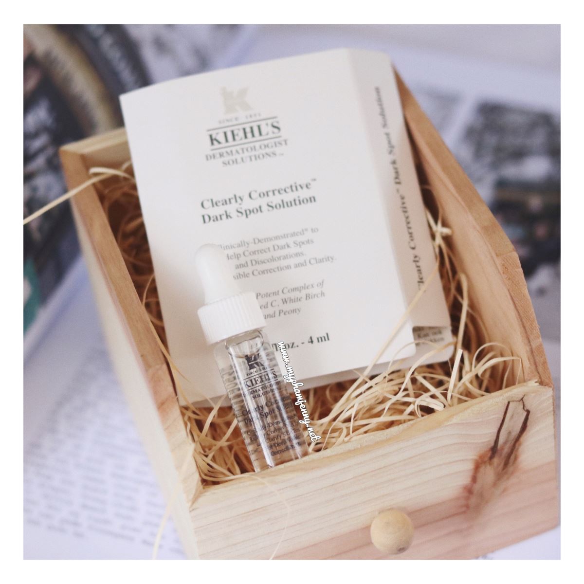 เซรั่มดาร์กสปอตคีลส์ Kiehl's - Clearly Corrective Dark Spot Solution 4ml