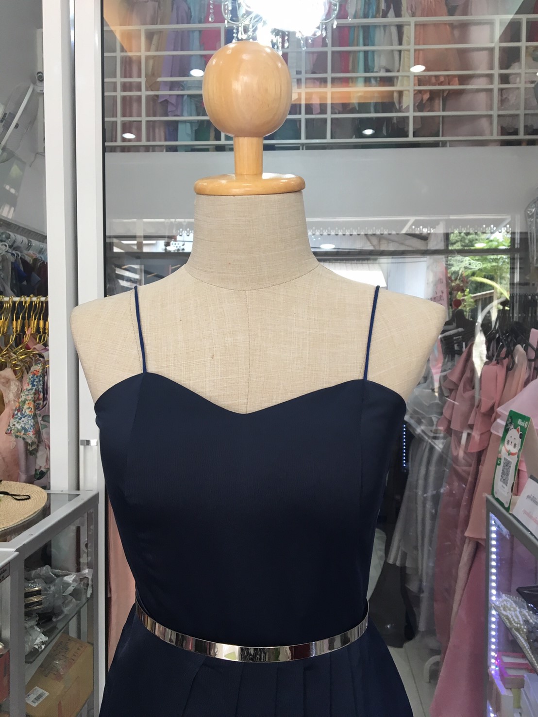 (PRE-LOVED) ราตรียาวสีกรมสายเดี่ยว (S)