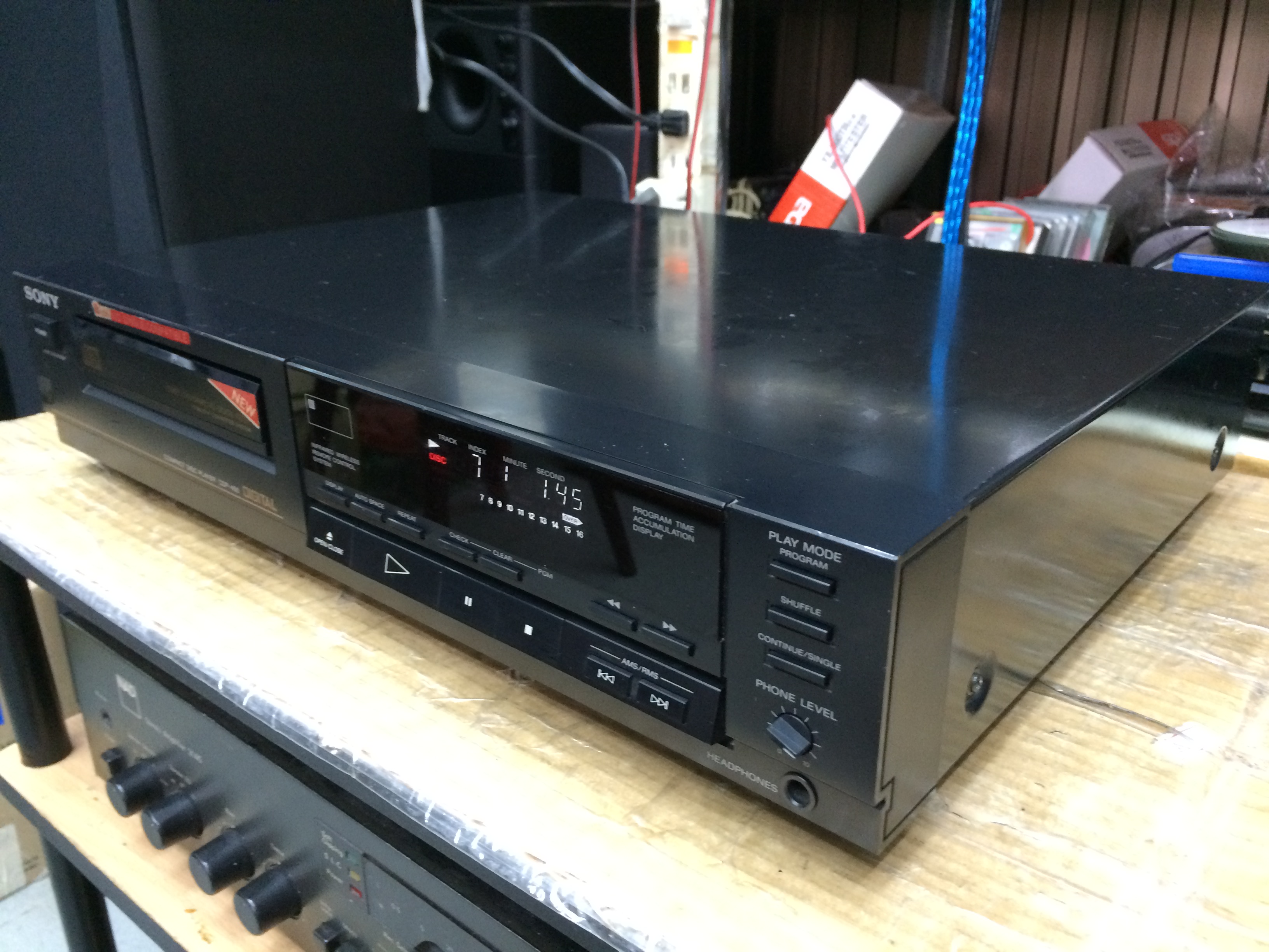 เครื่องเล่น CD Sony CDP-450