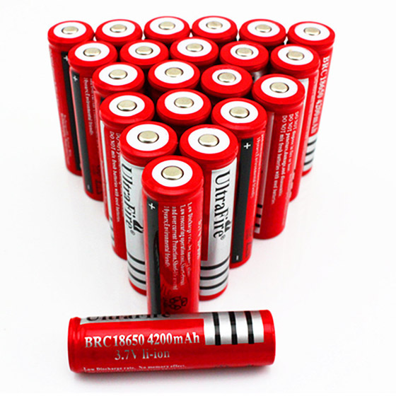 ถ่านชาร์จ แบตเตอรี่ UltraFire Battery เบอร์ BRC 18650 3.7V ขนาด 4200 mAh สีแดง