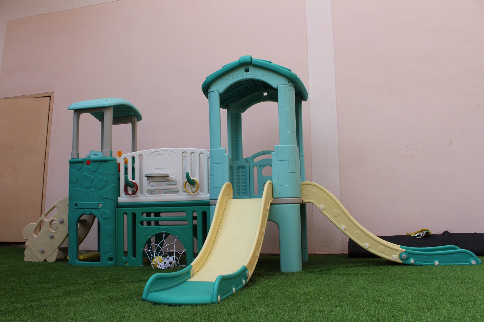 บ้านน้อยบันไดจรวด 2 ทาง บ้านน้อย บ้านจำลอง