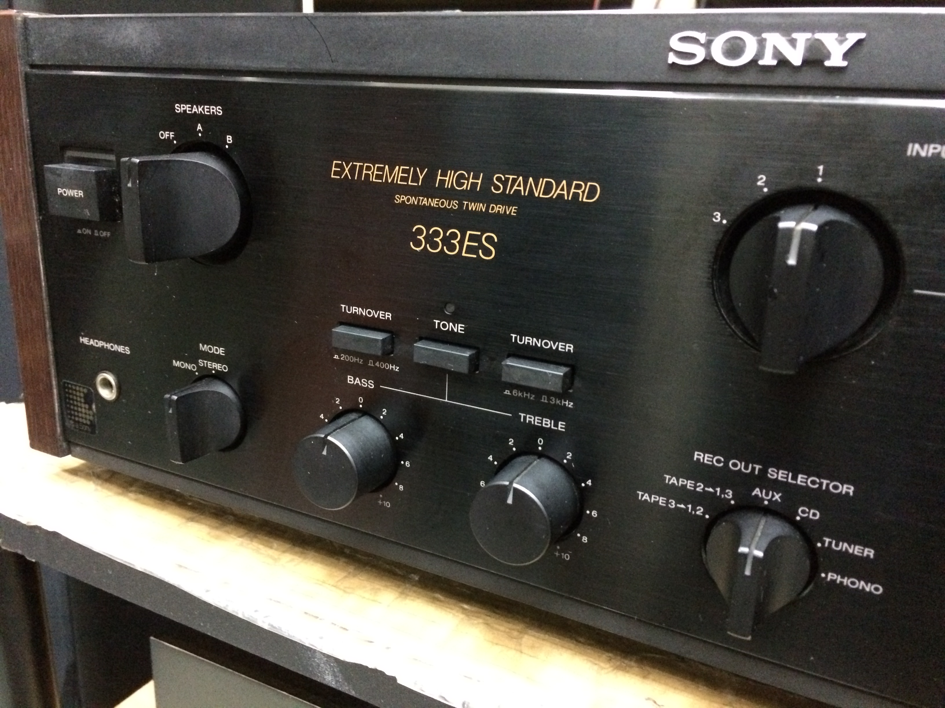 Sony TA-F333ES Stereo Integrated Amplifier (ไฟ100V)